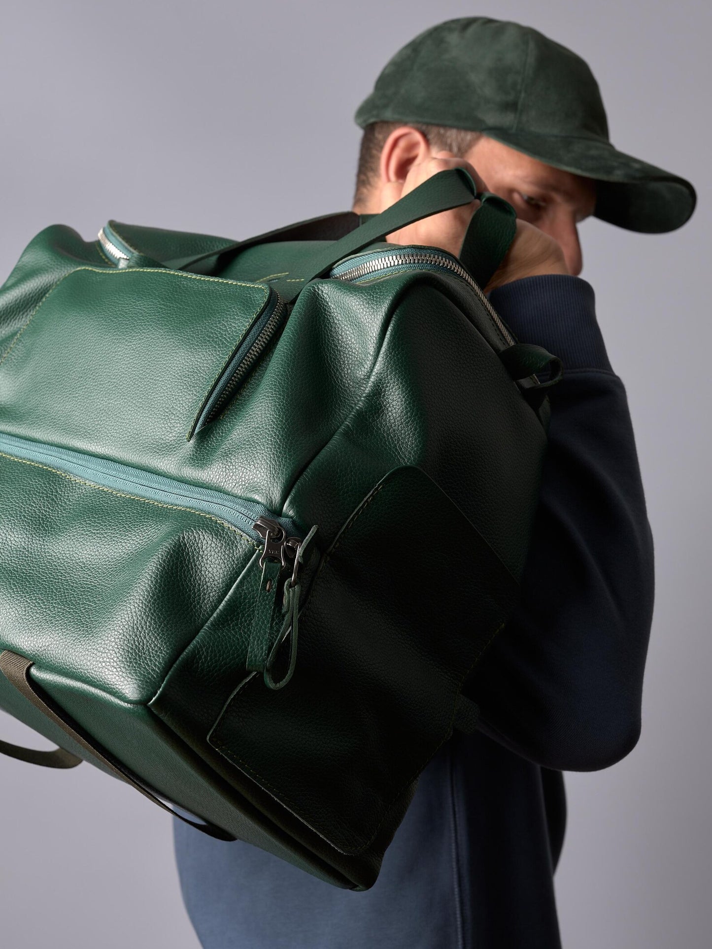 Black Full-Grain Leather Sport Bag | Gym Carryall