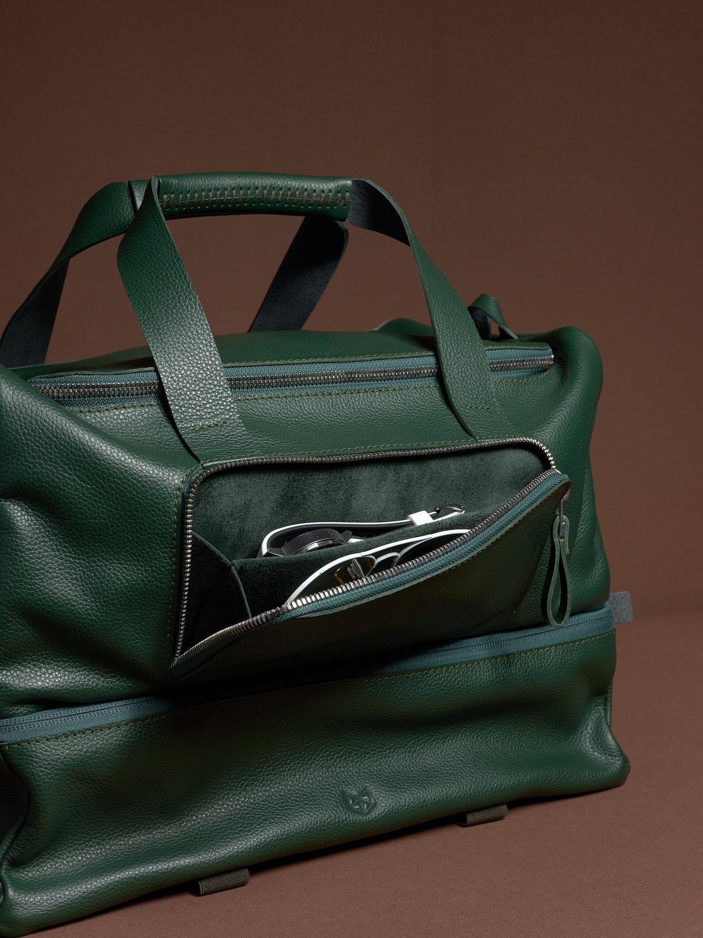 Black Full-Grain Leather Sport Bag | Gym Carryall