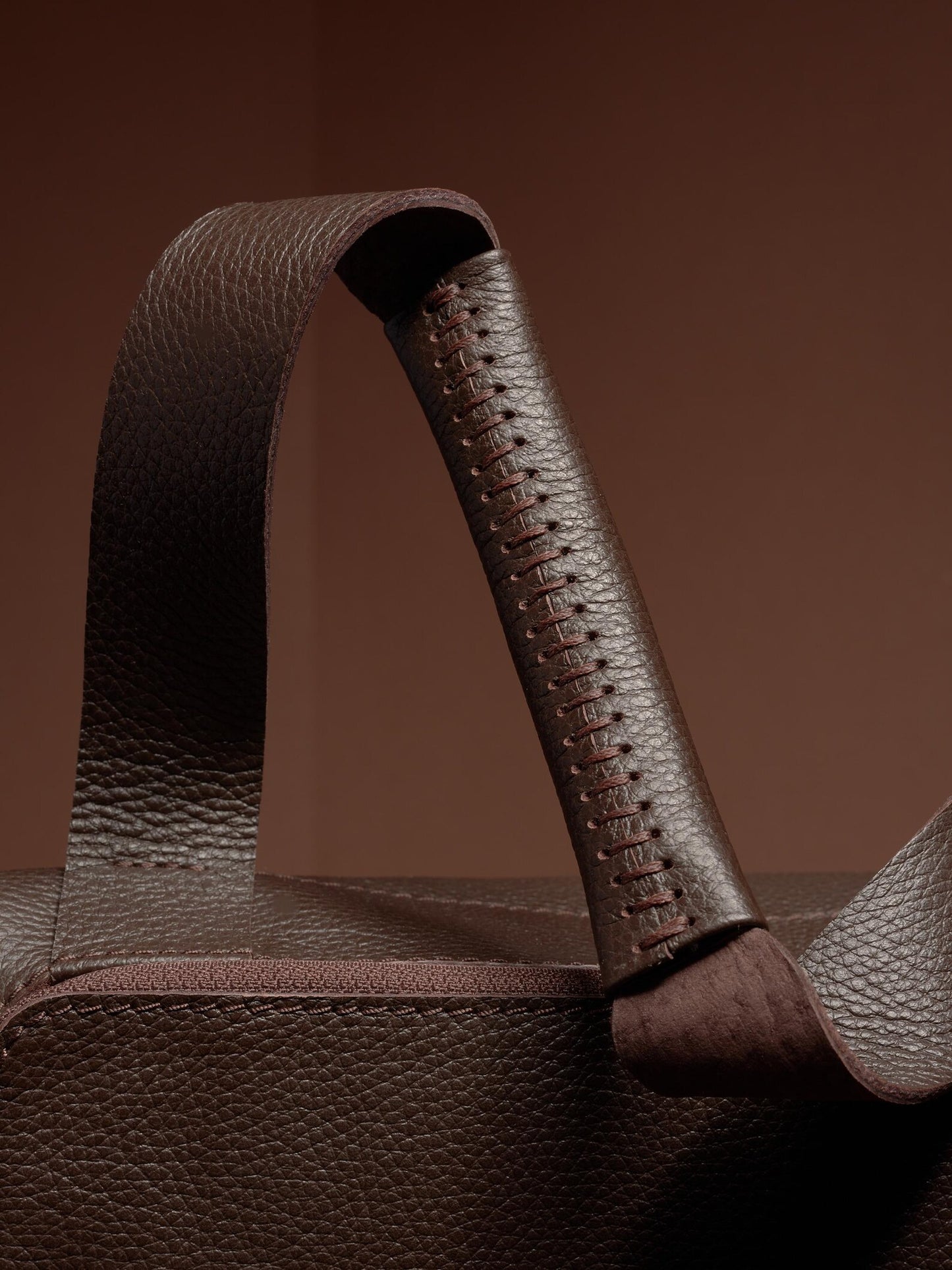 Black Full-Grain Leather Sport Bag | Gym Carryall