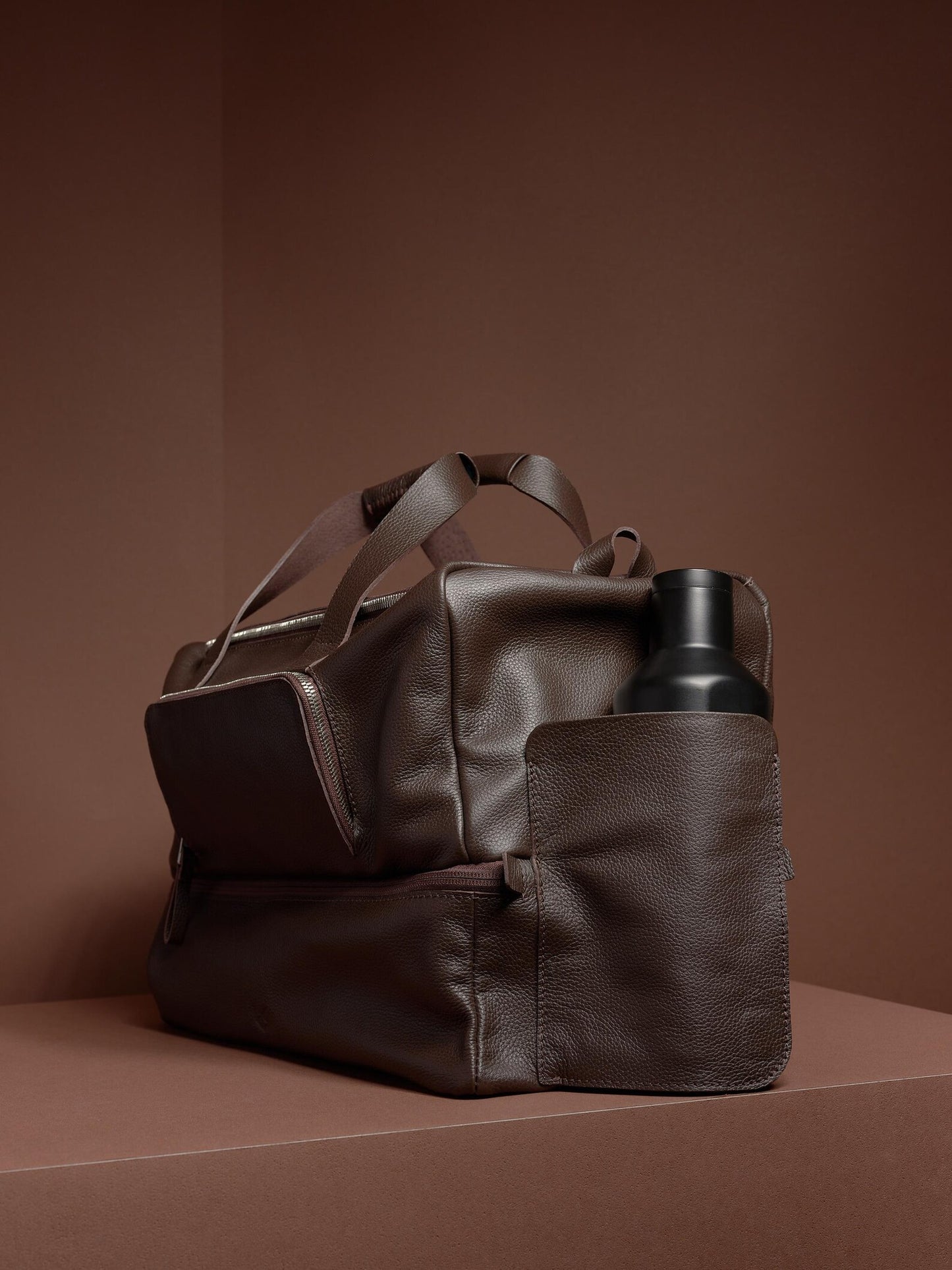 Black Full-Grain Leather Sport Bag | Gym Carryall